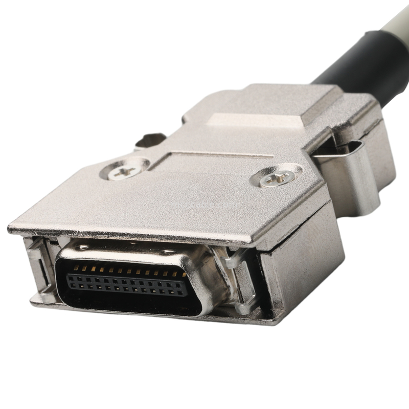 एचडी डी-सब एमडीआर प्लग कनेक्टर केबल 14p*28 Awg Od 7.0mm बेज पीवीसी जैक