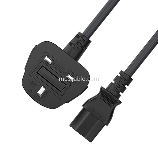 C13 To Uk प्लग पावर कॉर्ड Bs1363 18awg 250v लंबाई अधिकांश कंप्यूटर, प्रिंटर और अन्य उपकरणों के लिए उपयुक्त OEM / Odm