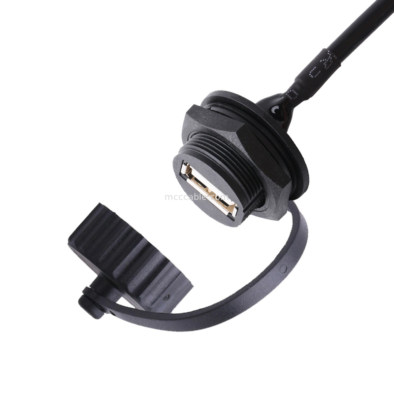 USB 2.0 शील्ड और कैप के साथ USB 2.0 के लिए एक महिला कनेक्टर को मापने के लिए बनाया गया एक USB केबल