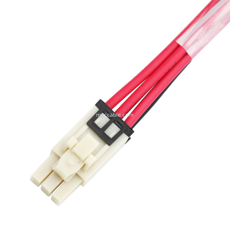 6 पिन 100 मिमी लंबाई वायर हार्नेस असेंबली Molex 1722582106 से 4 पिन TE 208130-1