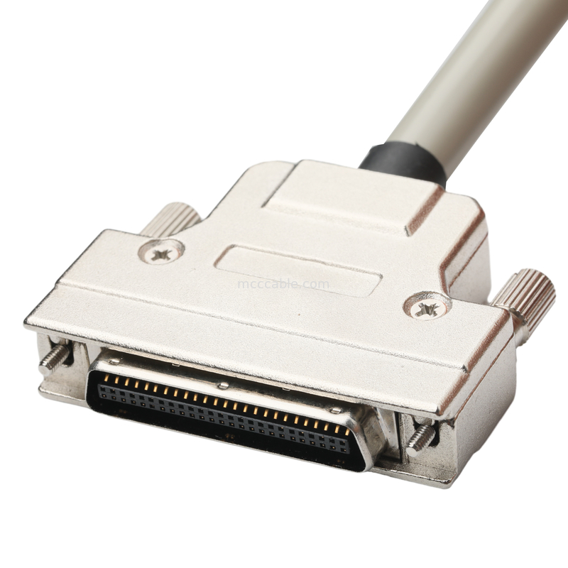 Hd D Sub Db50 केस जस्ता मिश्र धातु निकेल लेपित D-Sub Mdr प्लग Od 90mm