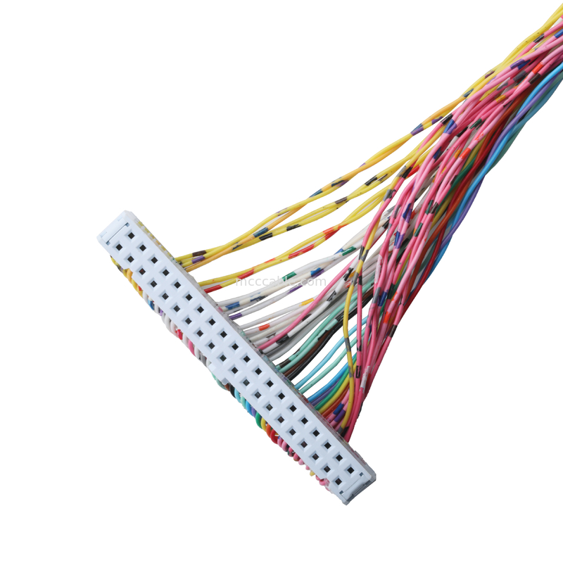 कनेक्टर 89140-0101 RCPT 40P IDC 26-28AWG GOLD सीधे-थ्रू, एकीकृत सीलिंग रिंग के साथ एनपीटी हब